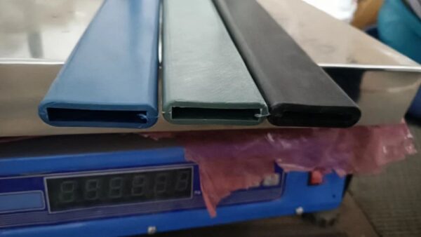 PLASTIC SLEEVE